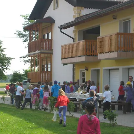 Tourist Farm Salamun