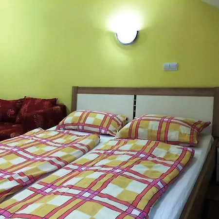 Tourist Farm Salamun Farm stay *