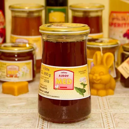 Farm stay Tourist Farm Salamun Banovci