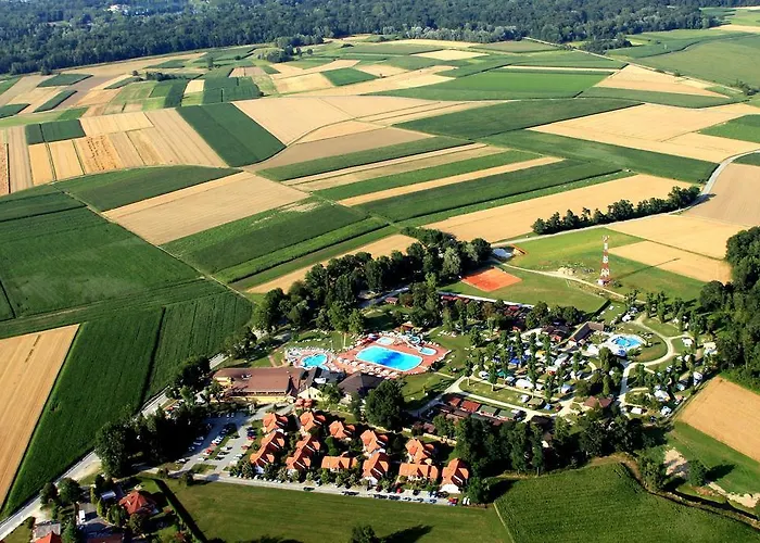 Tourist Farm Salamun Çiftlik konaklama